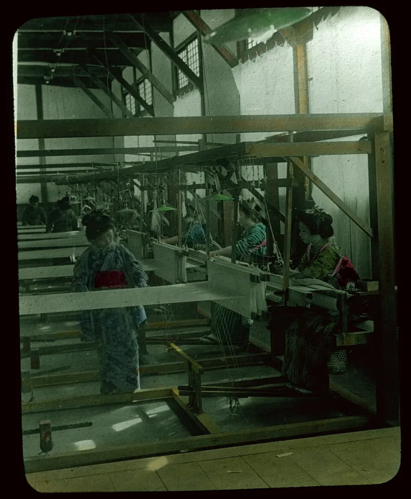 Woven in Time: The Ultra-Wealthy American Families Turning Middle Eastern Textile Commissions Into Living Family Documents